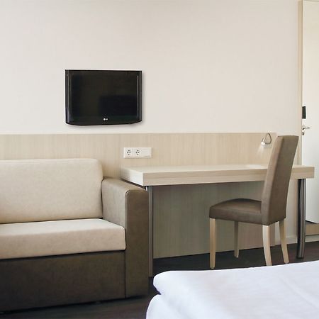 Viva Hotel Luebeck Extérieur photo